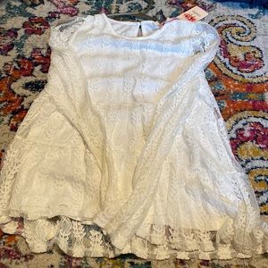 Beautiful white lace long sleeve shirt